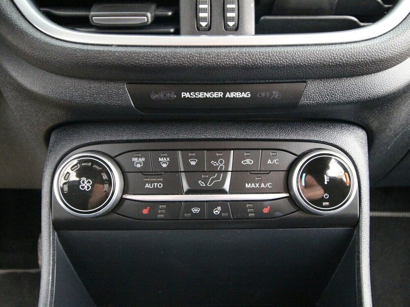 Ford Fiesta EcoBoost Titanium LED+TEMPOMAT+SITZHEIZ 67.364 km 13.500 € Hagenow 19230