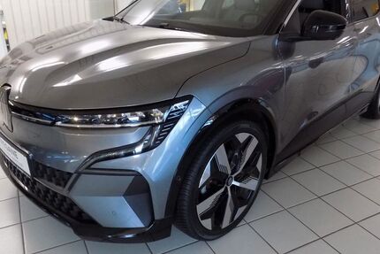 Renault Megane E-TECH 21.460 km 29.950 &euro; Schwerin 19061