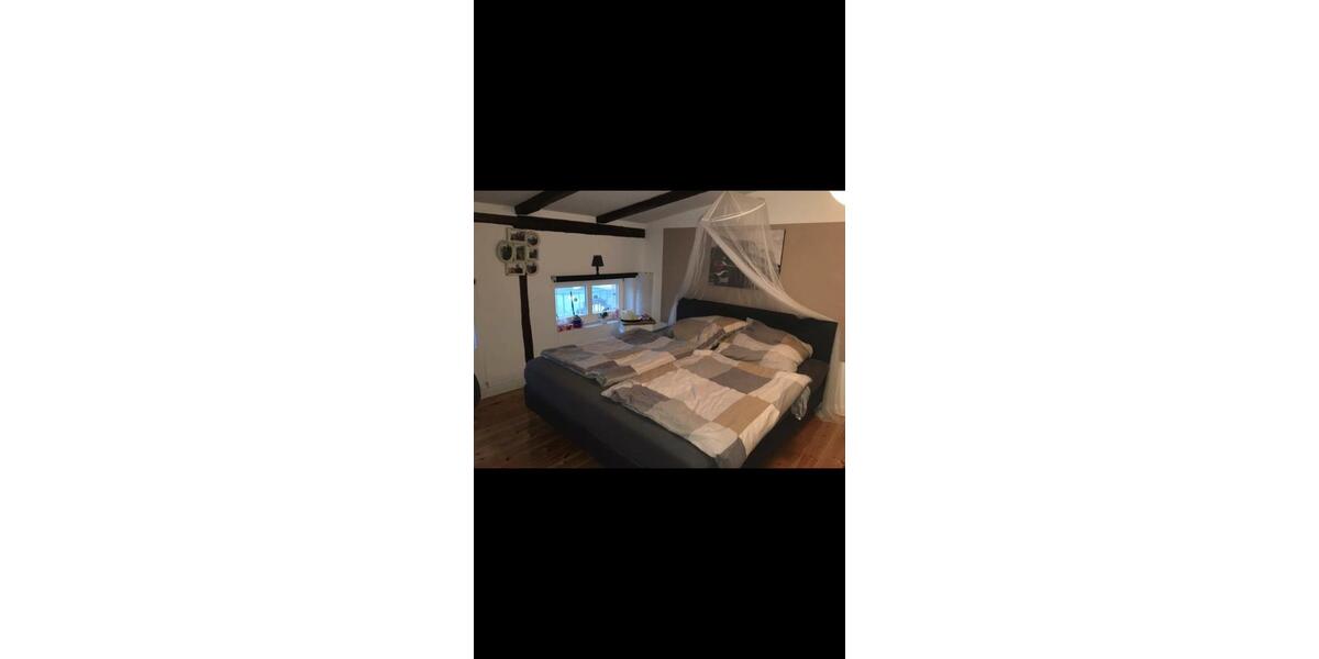 Dachgeschosswohnung SN Lewenberg 2 zimmer