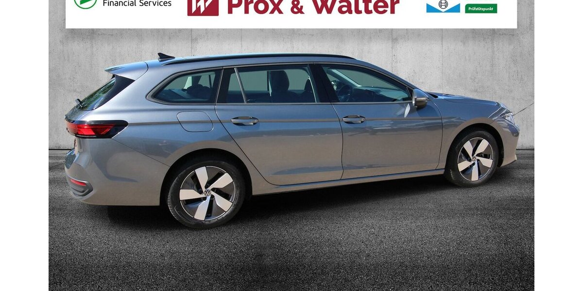 VW Passat Variant 1.5 eTSI 7-DSG LED+KAMERA+WINTER 33.281 km 26.900 &euro; Hagenow 19230