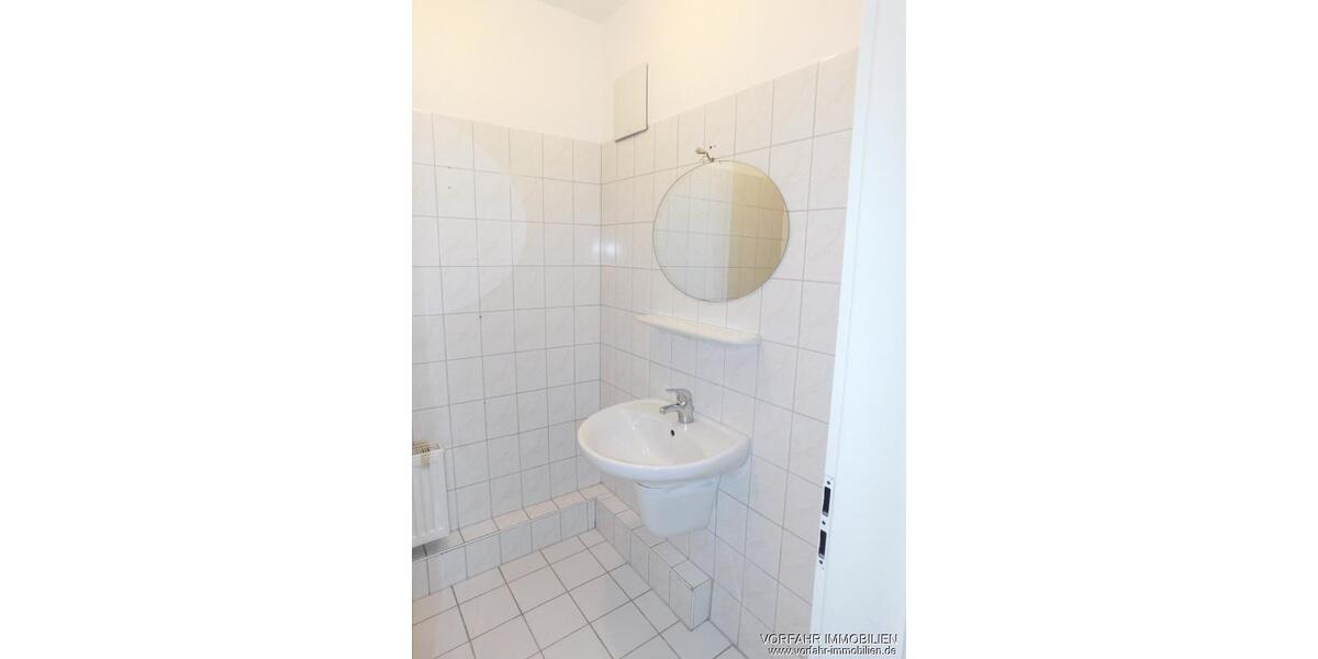 Etagenwohnung Schwerin - 4 Zimmer, 82 m&sup2;, 960&euro; | Angebot:25976090