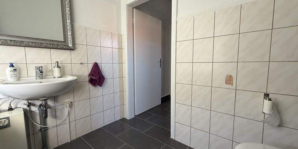 Gewerbeobjekt Gadebusch - 4 Zimmer, 84 m&sup2;, 1.200&euro; | Angebot:26817199