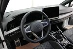 VW Golf VIII Variant 1.5 TSI R-Line LED+KAMERA+ACC 29.466 km 27.500 &euro; Hagenow 19230