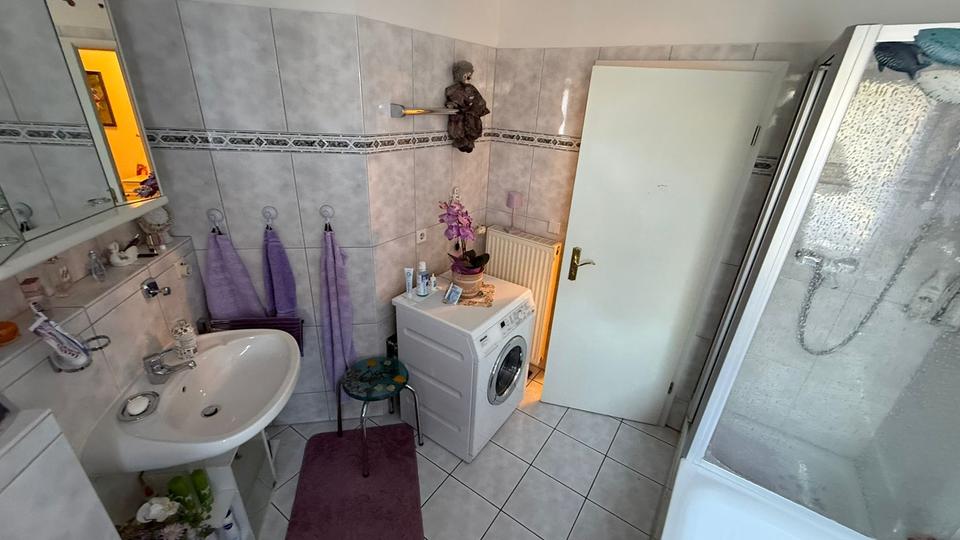 Etagenwohnung Schwerin Gartenstadt - 2 Zimmer, 70 m&sup2;, 660&euro; | Angebot:26381988