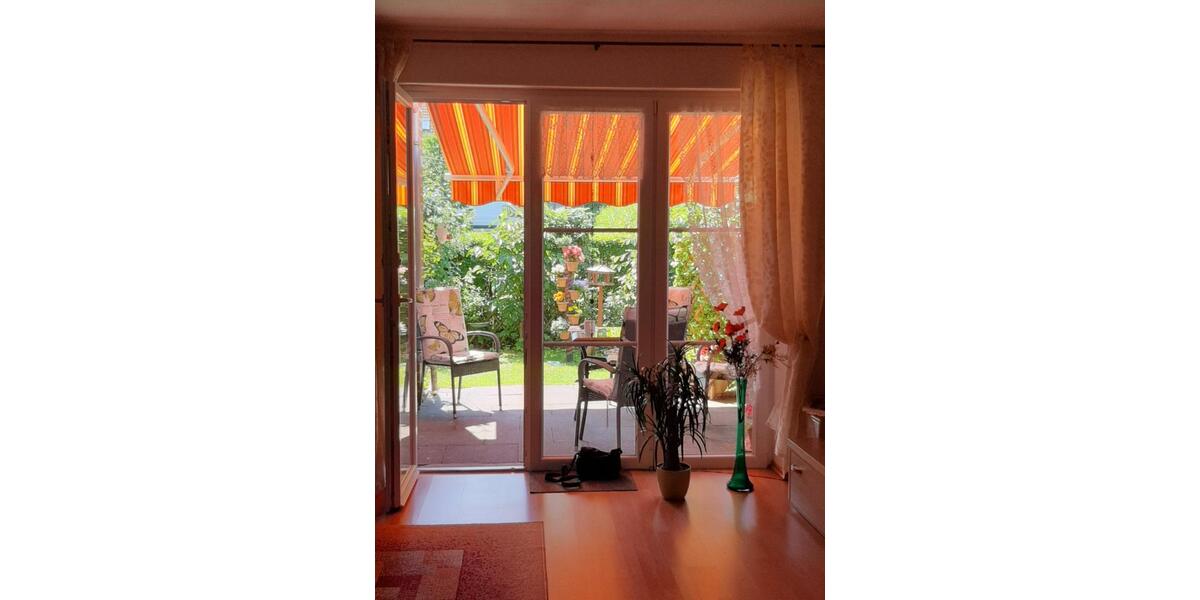 Etagenwohnung Pinnow - 3 Zimmer, 94 m&sup2;, 780&euro; | Angebot:24748476