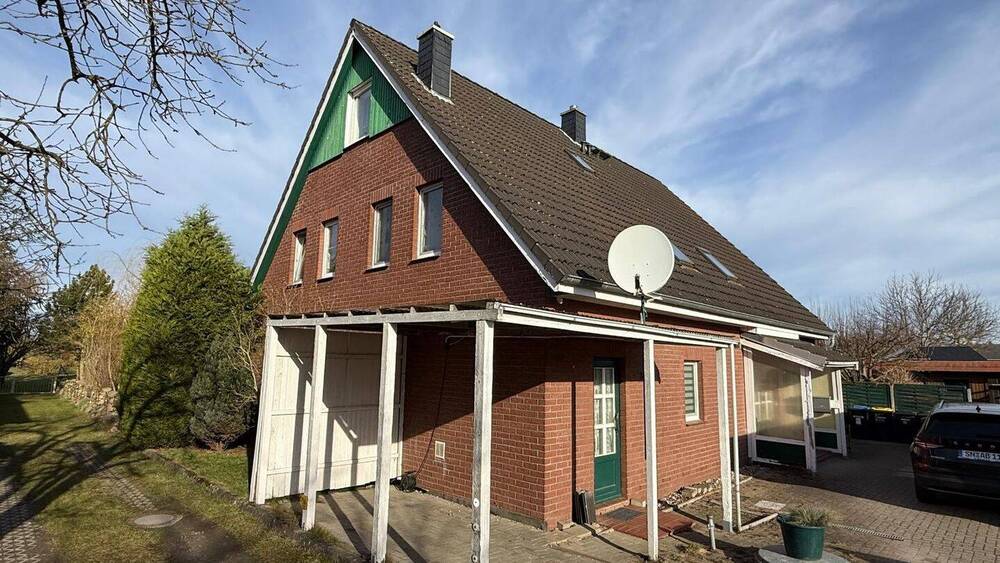 Mehrfamilienhaus, Wohnhaus Schwerin Warnitz - 9 Zimmer, 236 m&sup2;, 410.000&euro; | Angebot:26918021