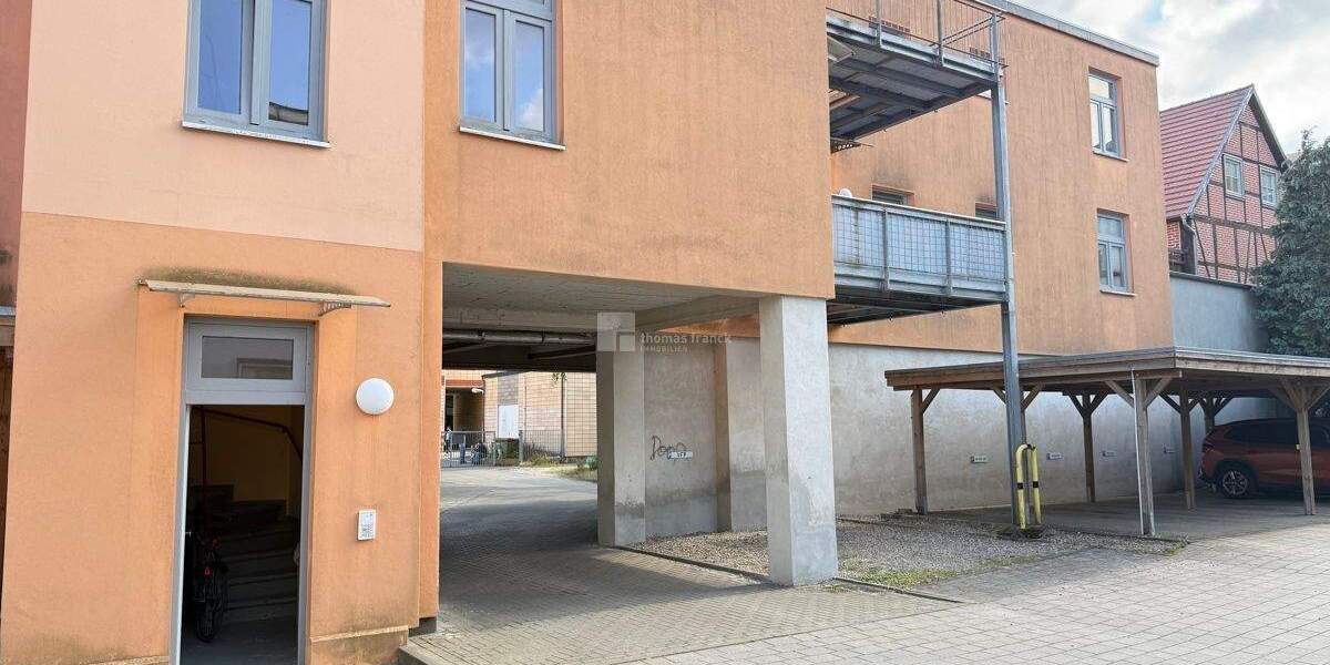 Mitten in der Stadt, fern vom Trubel: 2-Zimmer-Hofwohnung mit Balkon 2 zimmer