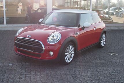 Mini ONE 48.057 km 12.998 &euro; Pampow 19075