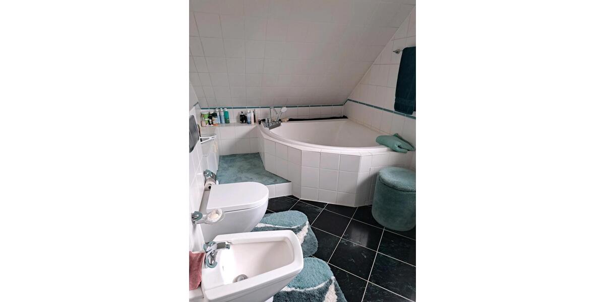 Einfamilienhaus Plate - 7 Zimmer, 151 m&sup2;, 360.000&euro; | Angebot:25935549