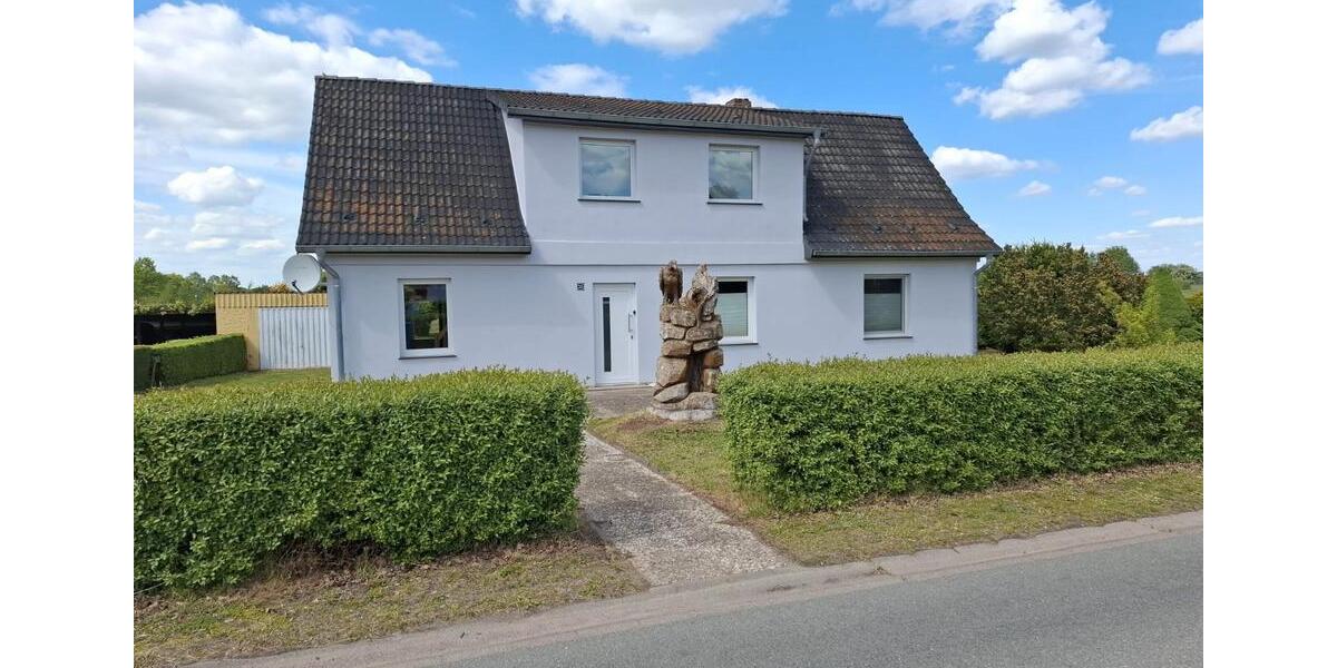Einfamilienhaus Pampow - 7 Zimmer, 170 m&sup2;, 349.000&euro; | Angebot:26745233