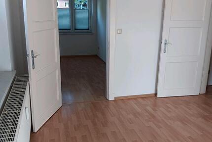 Wohnung Schwerin Altstadt - 2.5 Zimmer, 58 m&sup2;, 460&euro; | Angebot:27639443