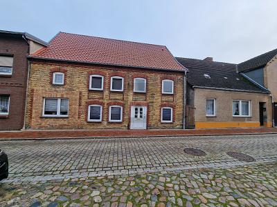 EINTAUCHEN IN GLASKLAREN QUELLSEEN - Grundstück Sternberg | Angebot:26487816