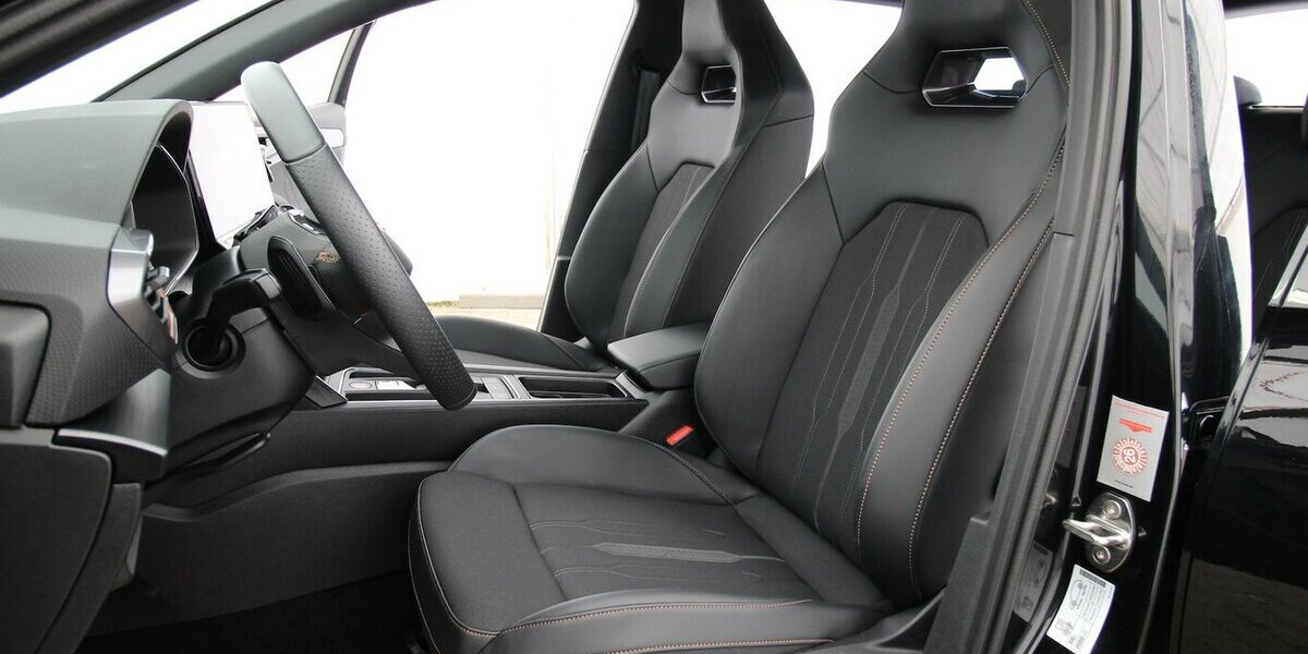 Cupra Leon Sportstourer e-HYBRID 6-DSG NAVI+LED+KAMERA 14.022 km 27.990 &euro; Hagenow 19230