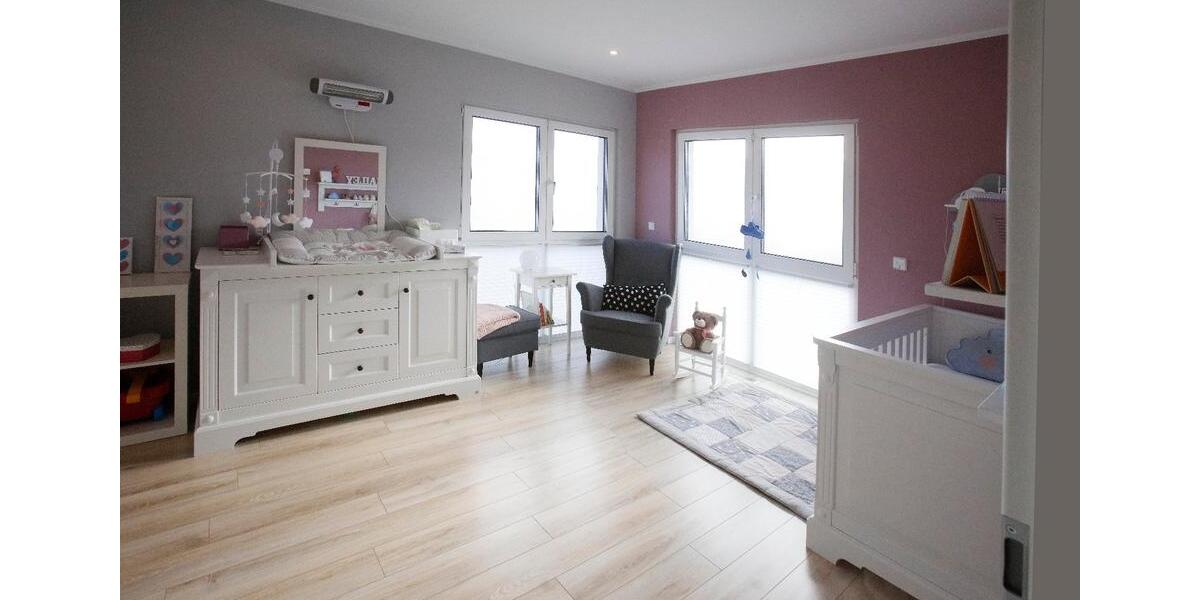 Einfamilienhaus Schwerin Friedrichsthal - 6 Zimmer, 185 m&sup2;, 699.000&euro; | Angebot:26906827