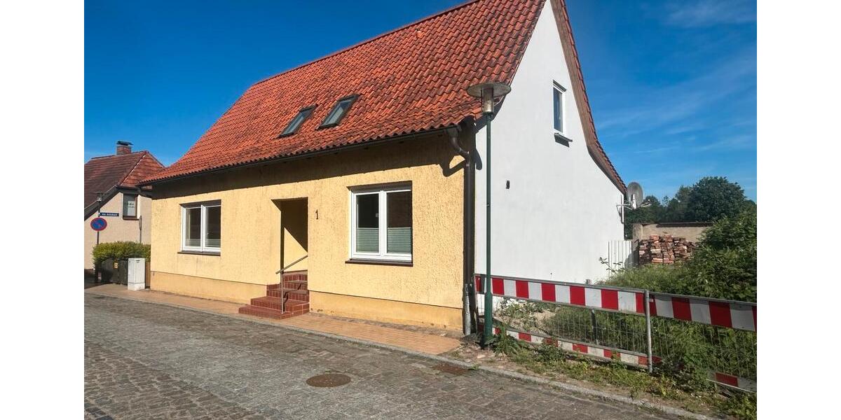 Mehrfamilienhaus, Wohnhaus Crivitz - 5 Zimmer, 215 m&sup2;, 209.000&euro; | Angebot:26723837