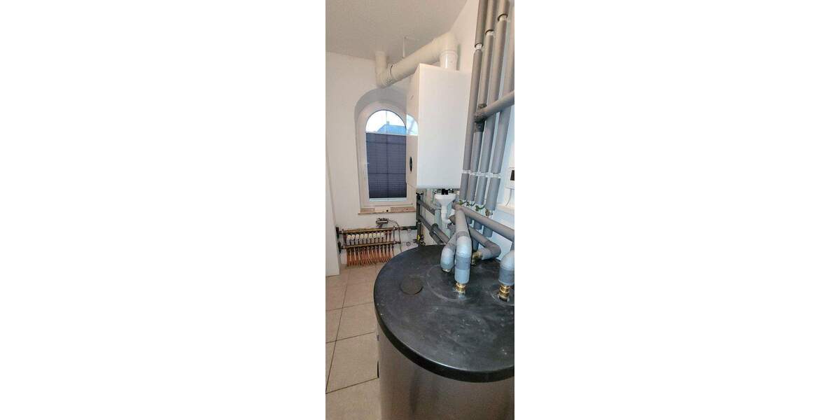 Grosszügiges Architektenhaus in reizvoller Lage von Schwerin 5 zimmer