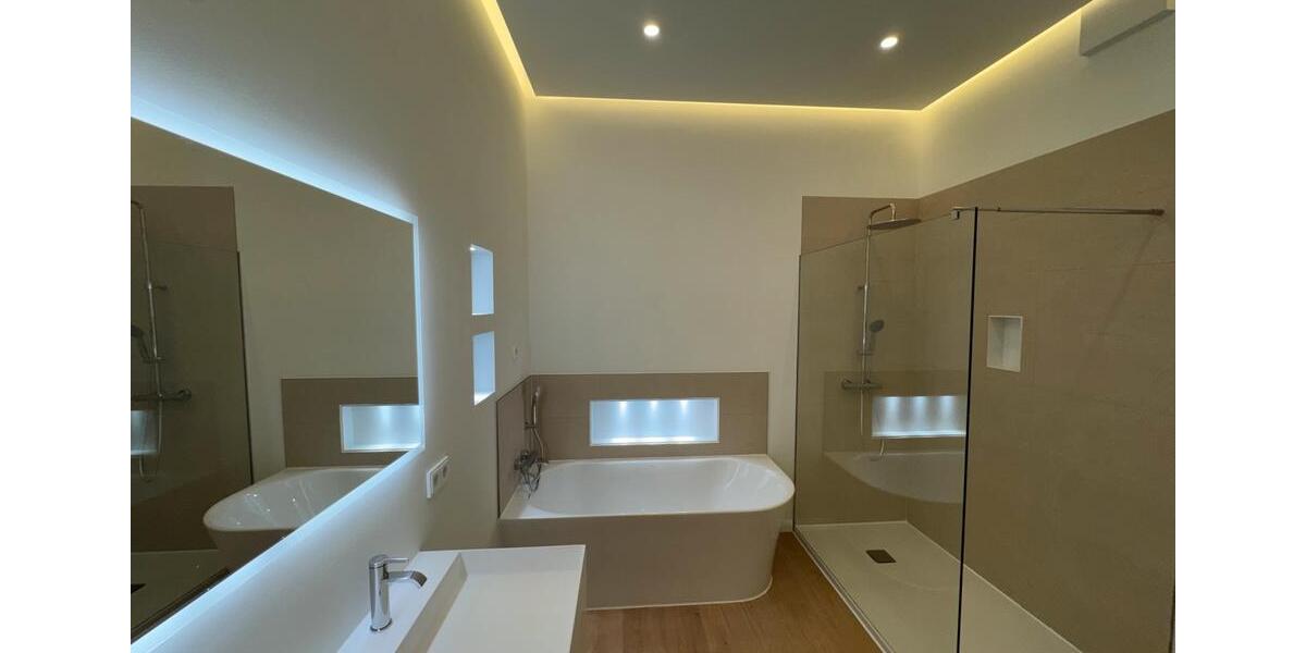 Etagenwohnung Wismar Altstadt - 4.5 Zimmer, 152 m&sup2;, 1.500&euro; | Angebot:26637140
