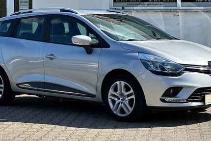 Renault Clio 100.000 km 9.950 &euro; Bandenitz 19230