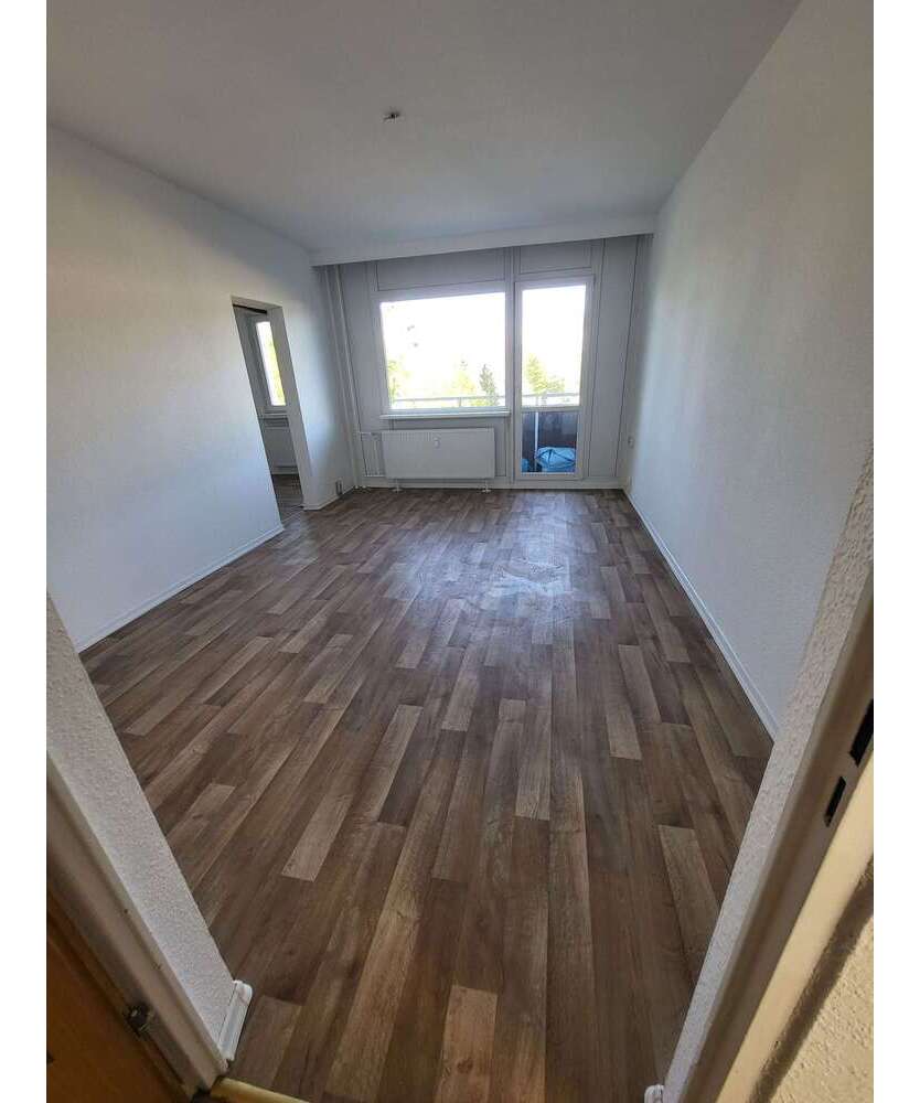 Wohnung zum Mieten in Schwerin 402,52 € 58 m²