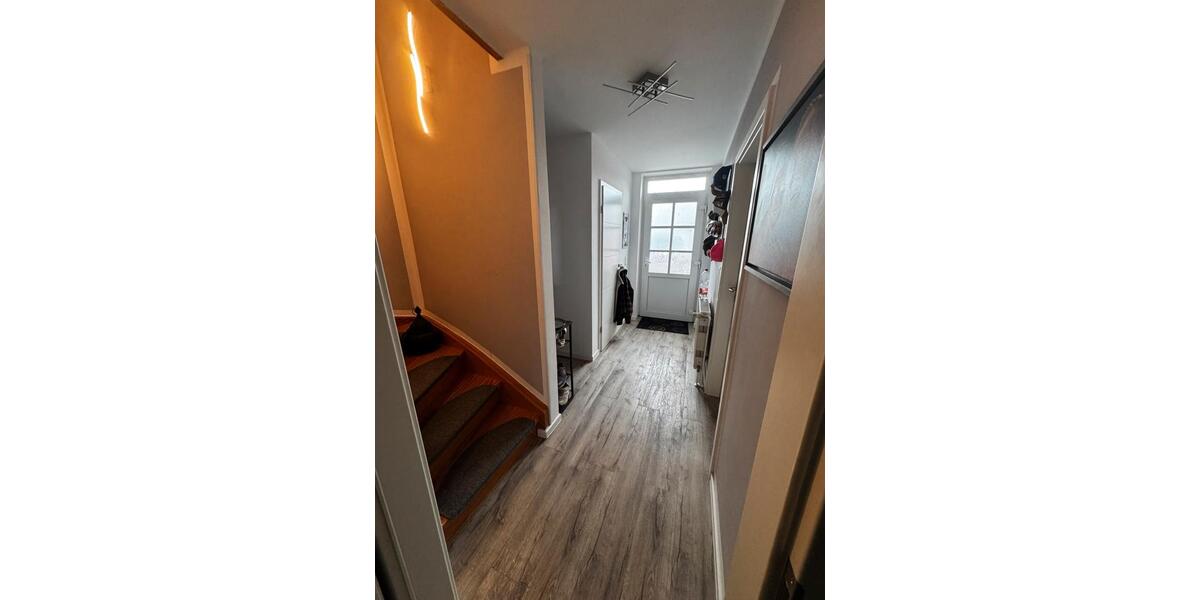 Reihenhaus Wittenförden - 5 Zimmer, 115 m&sup2;, 319.000&euro; | Angebot:23780019