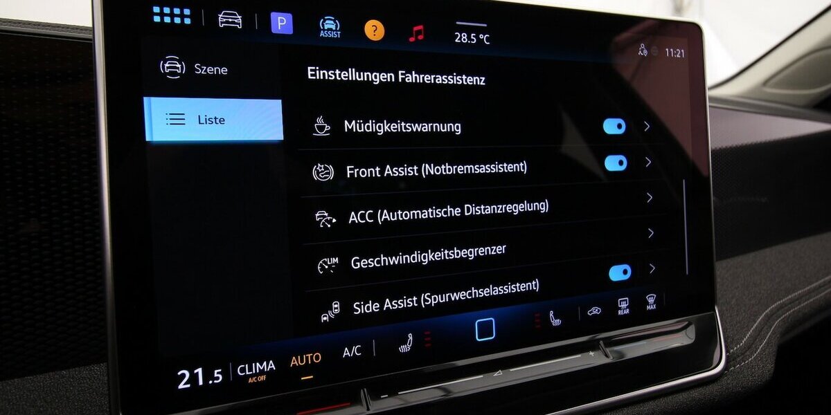 VW Passat Variant 1.5 eTSI 7-DSG LED+KAMERA+WINTER 33.281 km 26.900 &euro; Hagenow 19230