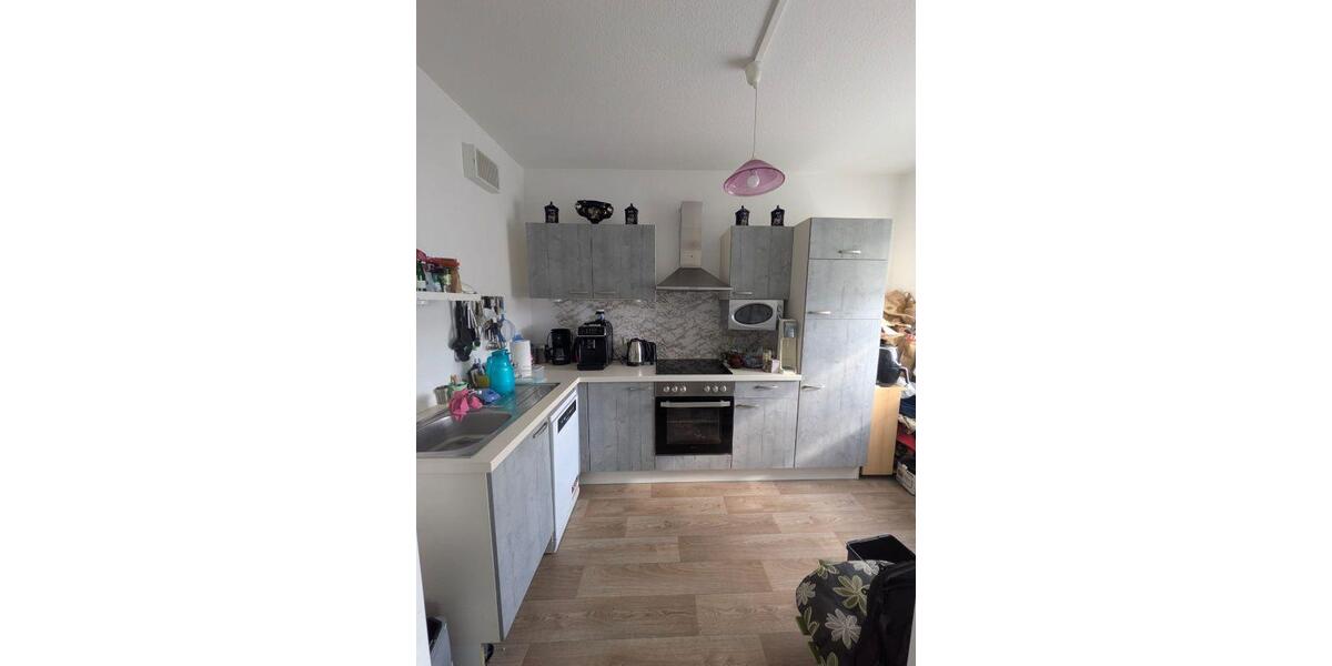 Moderne 3-RW mit Balkon 3 zimmer