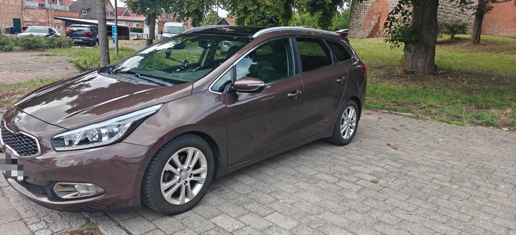 Kia ceed / Ceed 234.341 km 4.000 &euro; Wittenburg 19243
