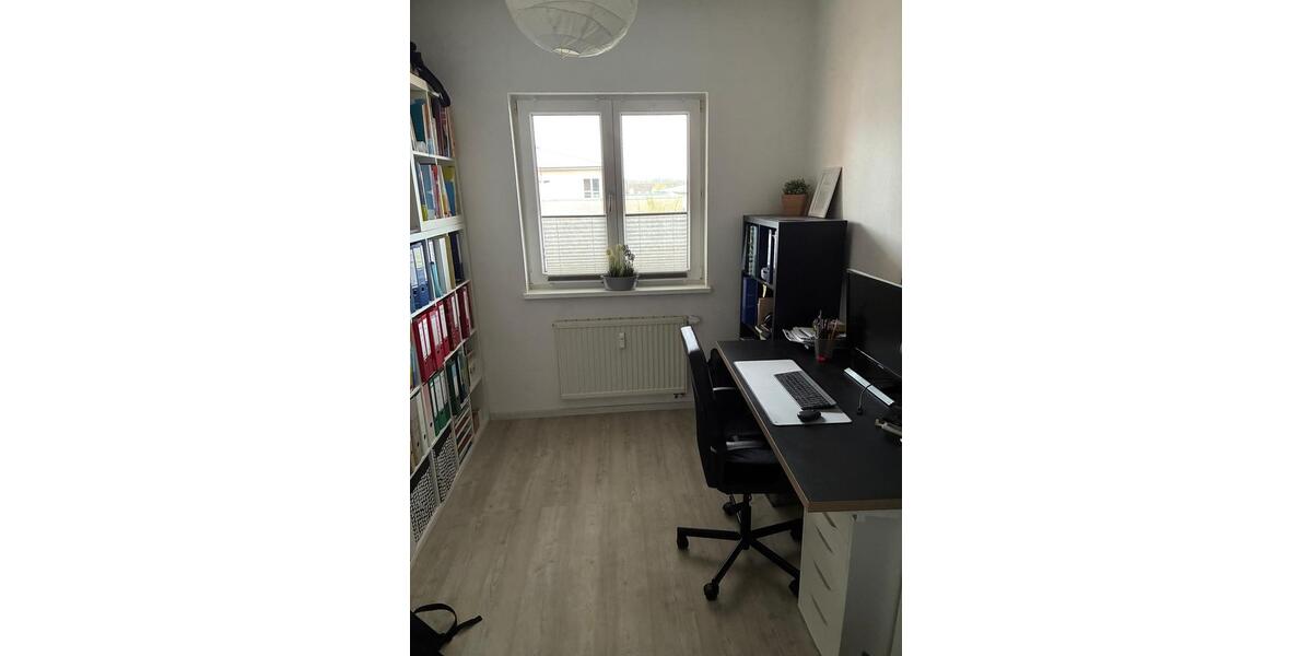 Dachgeschoßwohnung Schwerin Gartenstadt - 3 Zimmer, 89 m&sup2;, 962&euro; | Angebot:25539791