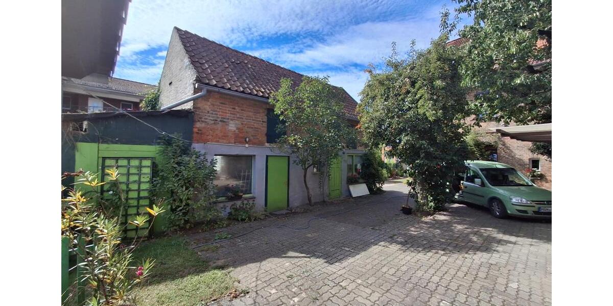 Mehrfamilienhaus, Wohnhaus Hagenow - 9 Zimmer, 200 m&sup2;, 185.000&euro; | Angebot:26802894
