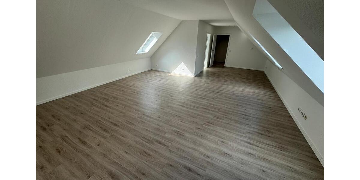 Mehrfamilienhaus, Wohnhaus Brüel - 5 Zimmer, 170 m&sup2;, 1.299&euro; | Angebot:25919804