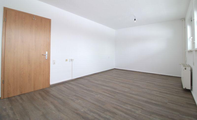 Etagenwohnung Schwerin Gartenstadt - 3 Zimmer, 98 m&sup2;, 678&euro; | Angebot:25900458