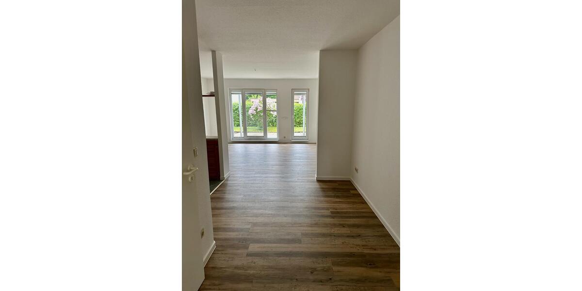 Erdgeschoßwohnung Schwerin Friedrichsthal - 2 Zimmer, 42 m&sup2;, 500&euro; | Angebot:26649255