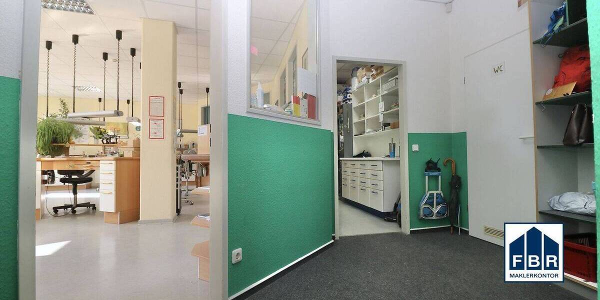 Gewerbeobjekt Schwerin Feldstadt - 5 Zimmer, 129 m&sup2;, 165.000&euro; | Angebot:26869391