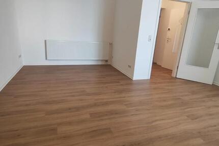 Schöne ruhige 2-Zimmer-EG-Wohnung mit EBK und großem Balkon 2 zimmer