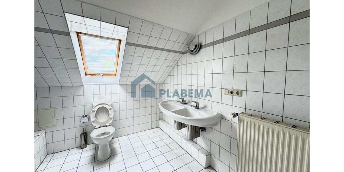 Dachgeschoßwohnung Schwerin Friedrichsthal - 2 Zimmer, 84 m&sup2;, 1.044&euro; | Angebot:26652109