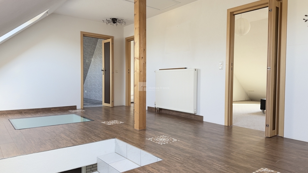 Gewachsenes Zuhause – Eigenes Haus, eigener Garten, eigener Teich mit Garage + Feuer im Wohnzimmer - Einfamilienhaus Schwerin Wüstmark | Angebot:25638280