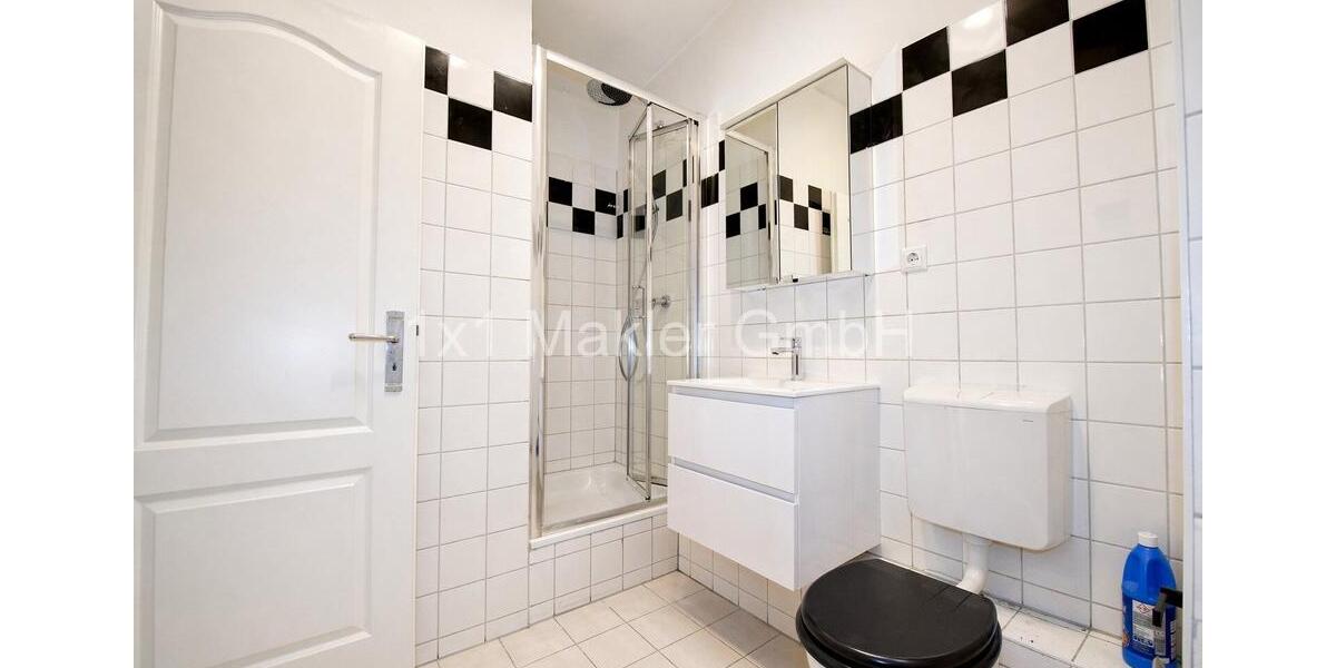 Dachgeschoßwohnung Schwerin - 1 Zimmer, 50 m&sup2;, 600&euro; | Angebot:26296619