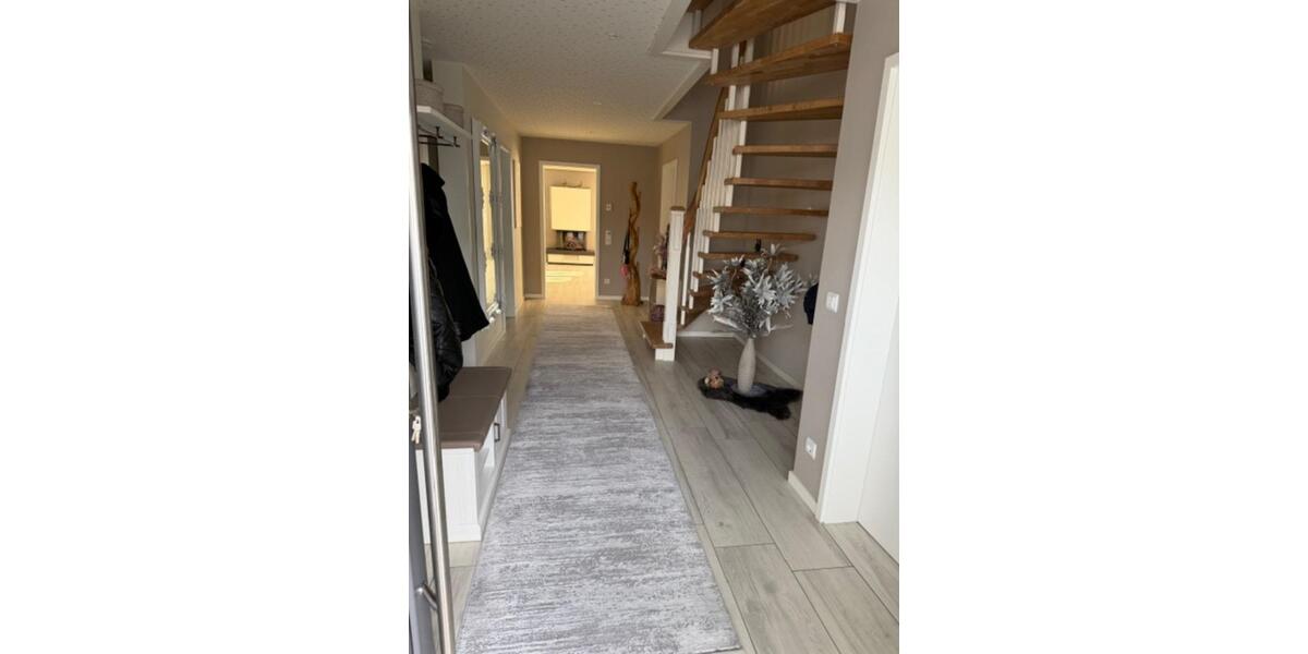 Einfamilienhaus Schwerin Friedrichsthal - 7 Zimmer, 240 m&sup2;, 780.000&euro; | Angebot:25790586