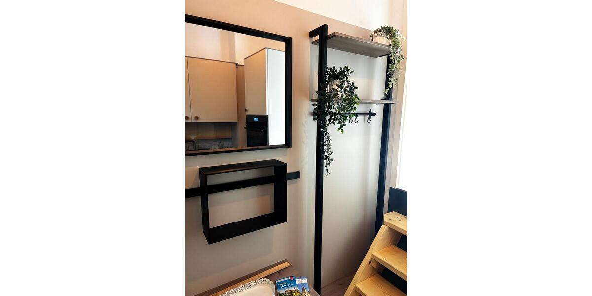 Erdgeschoßwohnung Schwerin Altstadt - 2 Zimmer, 20 m&sup2;, 1.000&euro; | Angebot:25321668