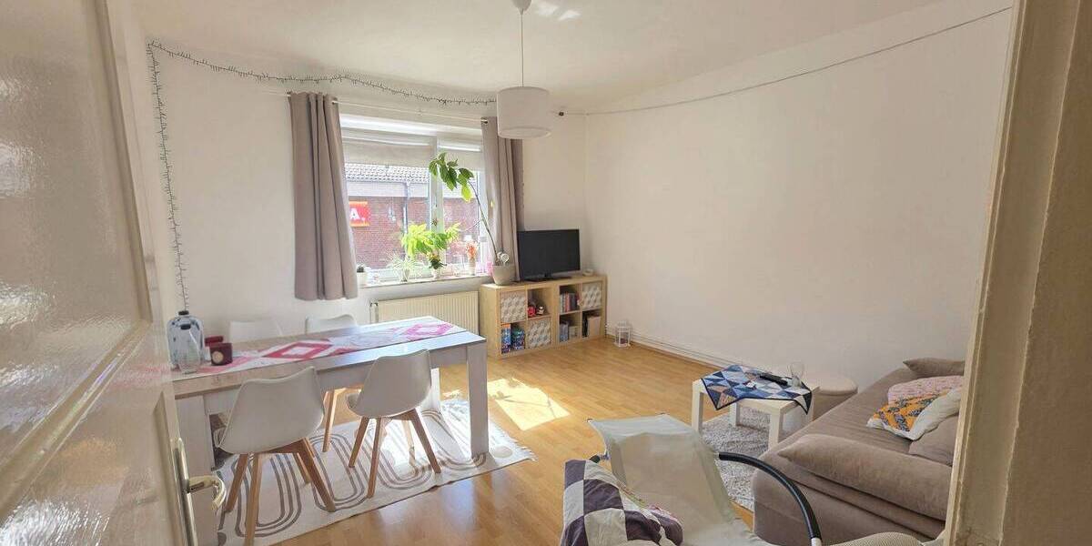 Etagenwohnung Schwerin Paulsstadt - 3 Zimmer, 65 m&sup2;, 490&euro; | Angebot:26816266
