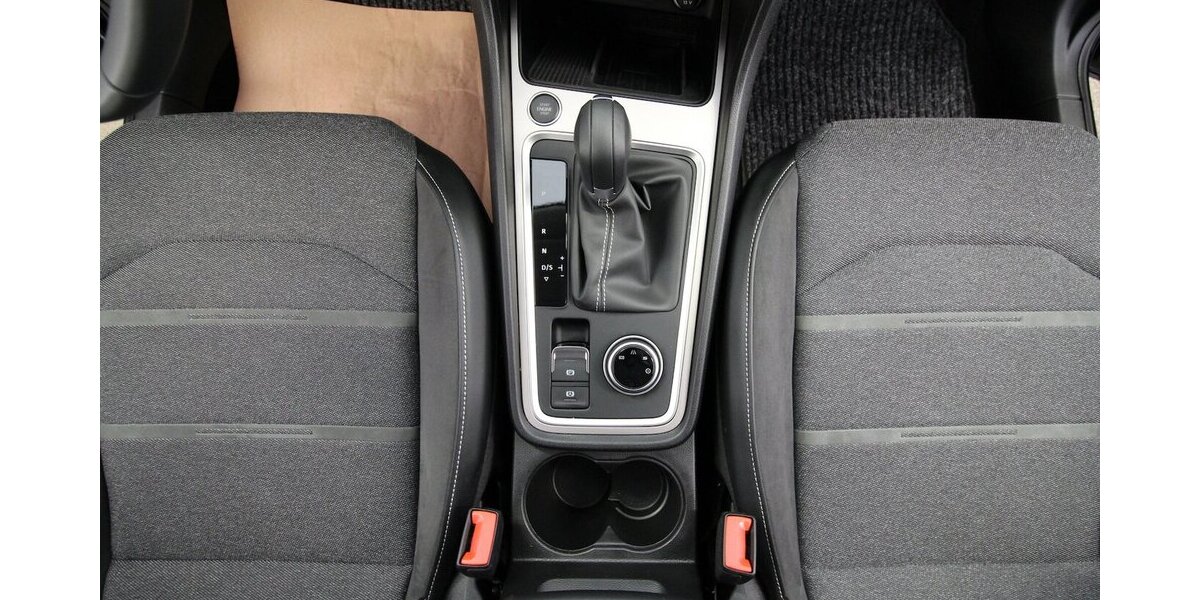 Seat Ateca 1.5 TSI 7-DSG Xperience NAVI+LED+KAMERA 37.867 km 27.500 &euro; Hagenow 19230