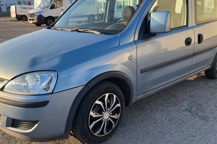 Opel Combo 290.000 km 2.999 &euro; Schwerin 19061