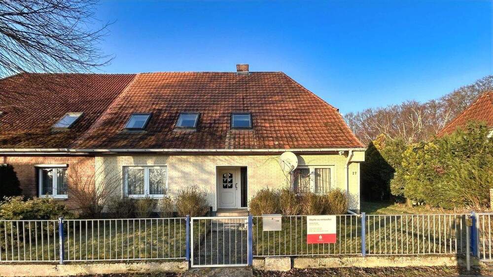 Doppelhaushälfte Gottesgabe Klein Welzin - 6 Zimmer, 160 m&sup2;, 250.000&euro; | Angebot:25670085