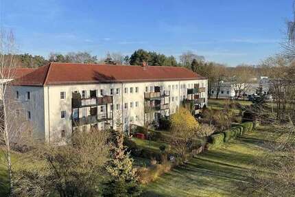 Wohnung Schwerin Gartenstadt - 3 Zimmer, 63 m&sup2;, 469&euro; | Angebot:27095383