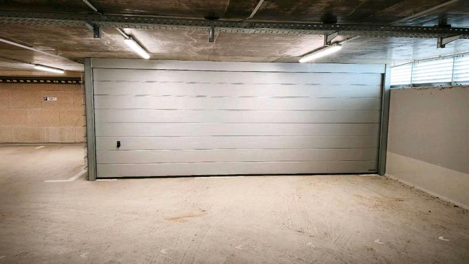 Garagen / Stellplätze Schwerin Altstadt - 150&euro; | Angebot:26552305