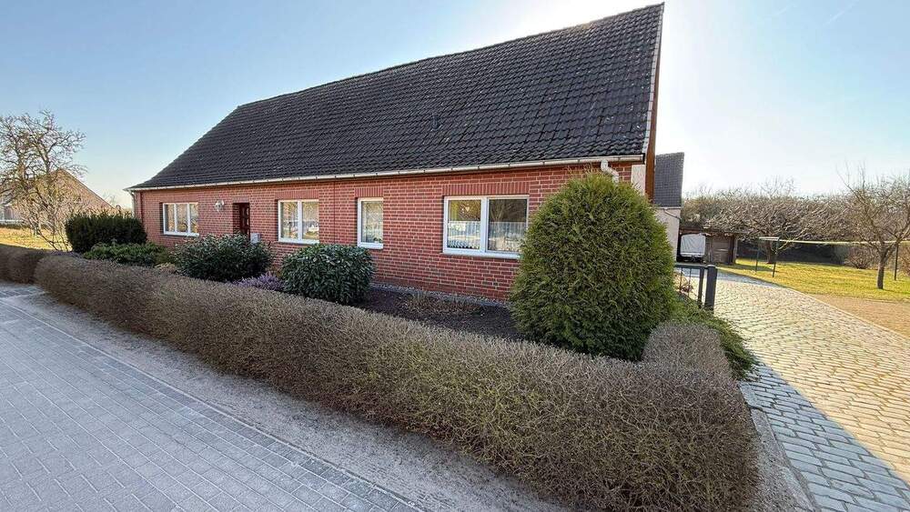 Einfamilienhaus Plate Consrade - 5 Zimmer, 146 m&sup2;, 249.000&euro; | Angebot:25822104