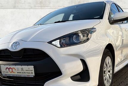 Toyota Yaris 10.135 km 20.990 &euro; Schwerin 19057