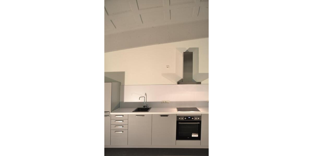 Etagenwohnung Schwerin Neumühle - 2 Zimmer, 69 m&sup2;, 700&euro; | Angebot:25803645