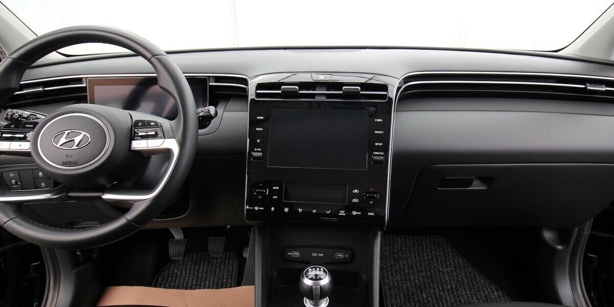 Hyundai Tucson 1.6 CRDi Select KAMERA+SITZHEIZUNG+AHK 98.848 km 18.900 &euro; Hagenow 19230