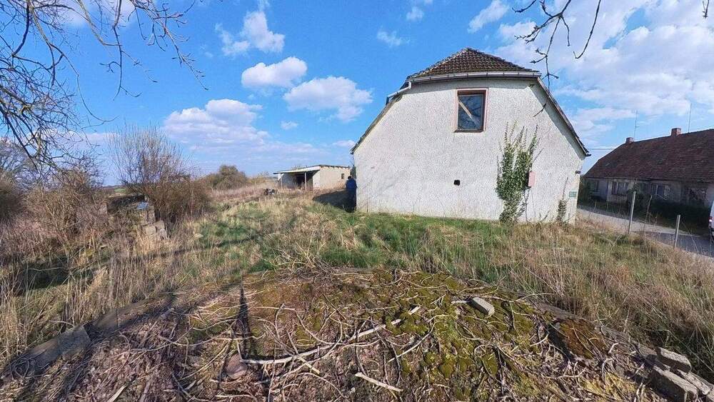 Mehrfamilienhaus, Wohnhaus Zölkow Hof Grabow - 1 Zimmer, 170 m&sup2;, 75.000&euro; | Angebot:25757020